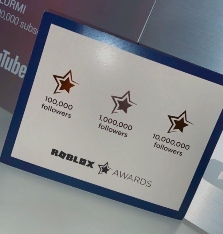 Muchísimas gracias <a href="/Roblox/">Roblox</a> por este lindo detalle! ☺️💖