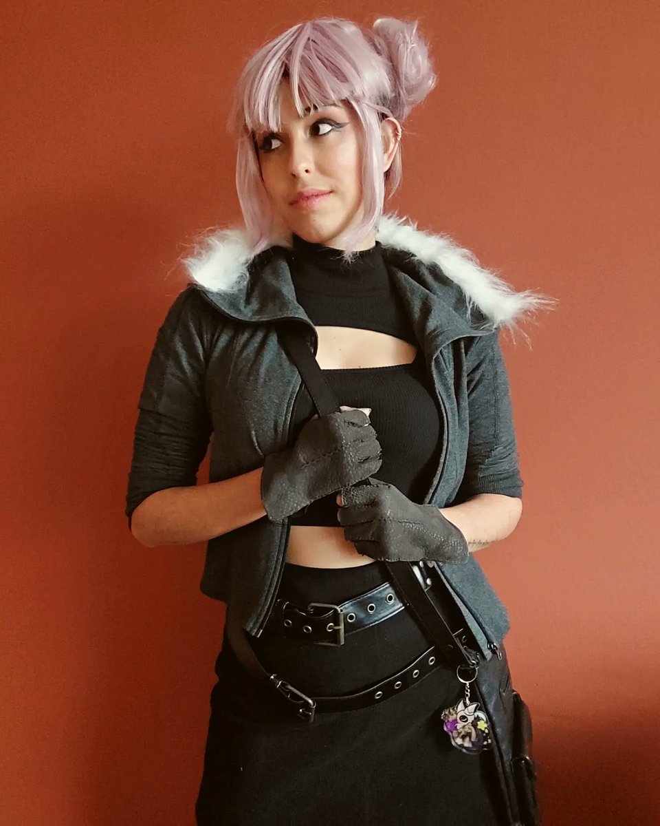 lenlaegrim's tweet photo. Rosé Drawtectives IS real and she CAN hurt you (this is a threat)
It's the #Drawtectives season 2 finale day! So of course I had to cosplay @dilfosaur's iconic character 🥰💕
@DrawfeeShow #Drawfee #DrawtectivesSeason2 #DrawtectivesRosé https://t.co/HD747FOVNT