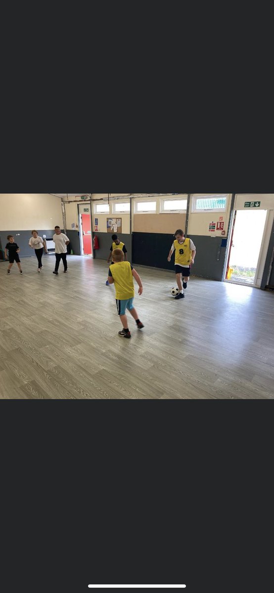 Roe_Farm's tweet photo. 2 days of fantastic summer holiday clubs for our pupils ran by Motion Sports and Fitness. Everyone had a great time and thanks to the amazing children for their energy and enthusiasm. Enjoy the rest of your holidays! https://t.co/7HMZZ5Xq5a