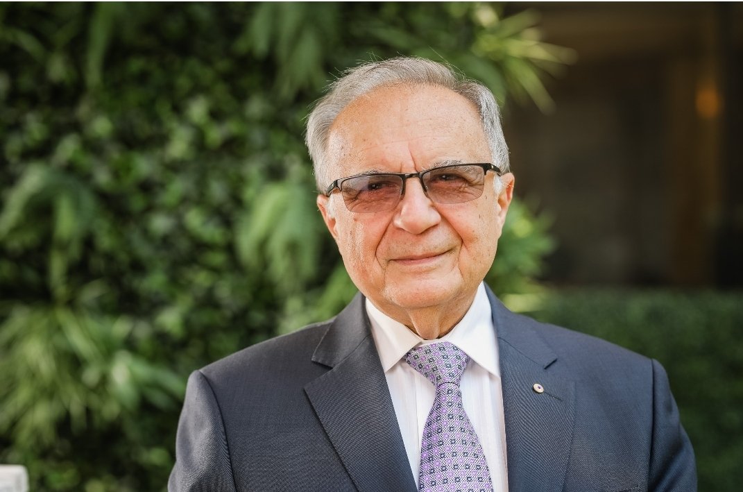 CyprusWorldwide's tweet photo. AUSTRALIAN CYPRIOT DR STEPAN KERKYASHARIAN HONOURED IN CYPRUS
https://t.co/vKKve28apb #Cyprus #AustralianCypriots #Cypriotsworldwide #cypriotwhoswho #UKCypriots 
Entrants invited for the new Cypriot whos who 

Visit https://t.co/EhScsIeLsL

@CypriotWhosWho @PhotisPhotiouCY https://t.co/QAGnO96uSD