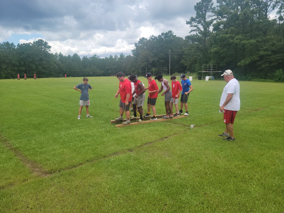 HighSumner's tweet image. Doing Team building and Leadership exercises with team. Building Young Men to succeed! #SumnerStrong #GoSumnerCowboys