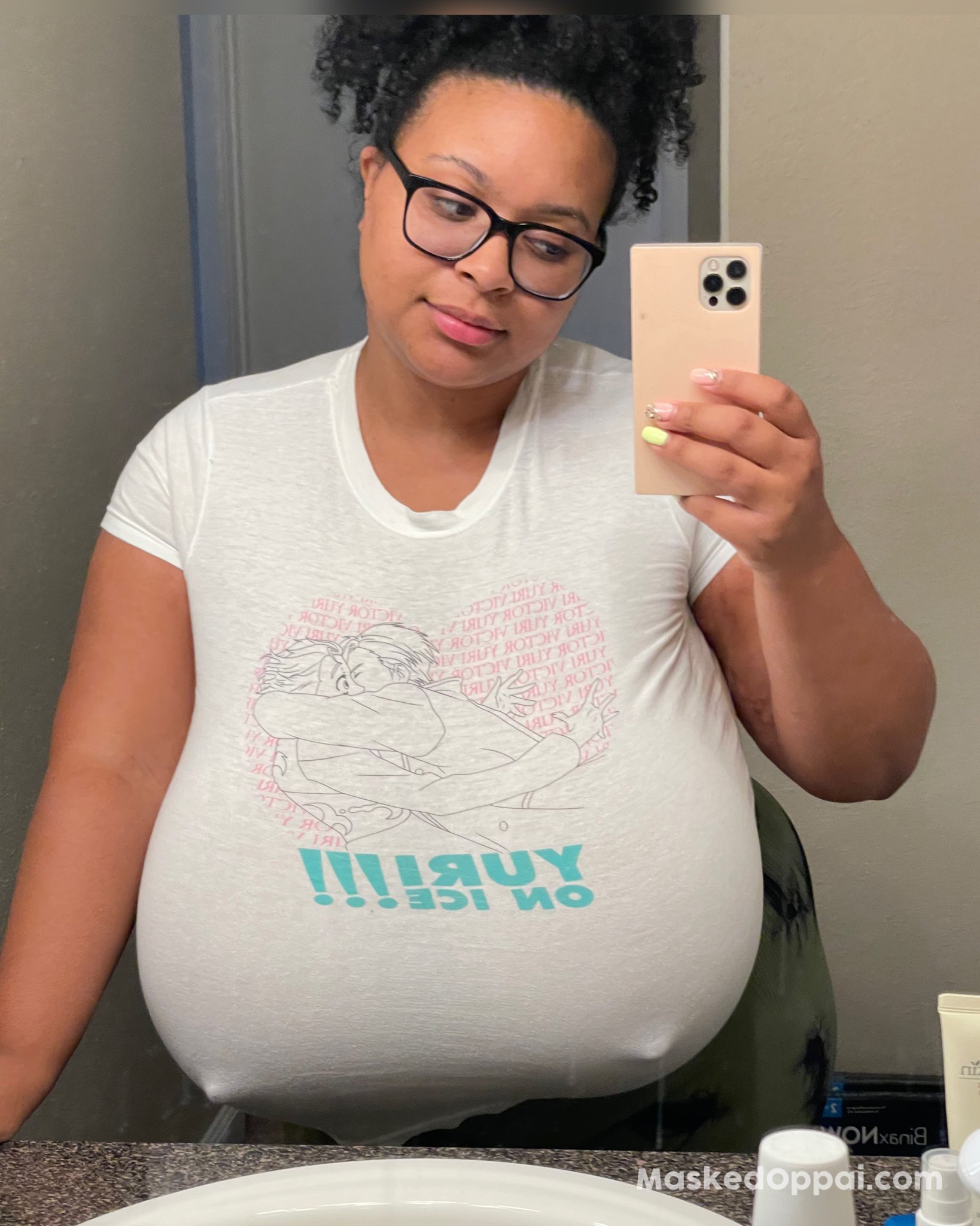 If you can read my shirt you get a prize https://t.co/tabMcXV3T2