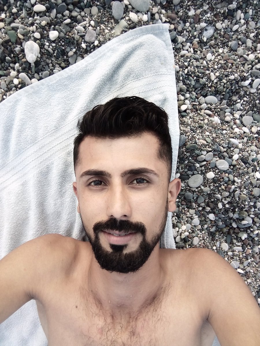 Tekrarı yok bu hayatın yaşayabikdiğini yaşa