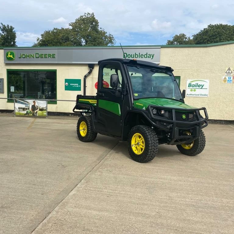 DoubledayGroup's tweet photo. The Ultimate In Comfort &amp; Performance! This New John Deere XUV865M Gator was delivered to its new home on Saturday by Doubleday Kings Lynn sales representative Chris Bailey! #WorkDoneWell #DeliveryDay https://t.co/CaGpJ9Jnzv