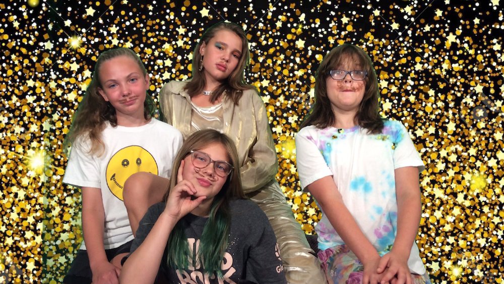 SparkCentral509's tweet photo. Our #GirlsRockLab lineup from the second session of camp: Rush Hour, Galaxy Girls, The Unknown, and the Very Empty Water Bottles!
Thank you to @spokanelibrary and @global_cu for your support of Girls Rock Lab 2022!
#GirlsRockLab #RockCamp #MusicCamp #SpokaneMusic #SparkCentral https://t.co/gicJSodzmT