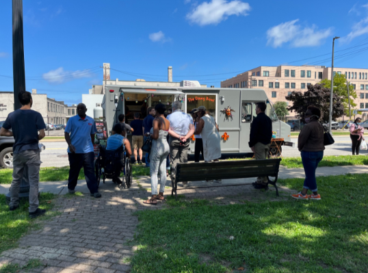 MidTownCleInc's tweet photo. We had a great day at The CHOMP! Come out next week to enjoy some delicious food from local food trucks!
#mtc #midtown #cle #cleveland #clevelandohio #ohio #food #foodtrucks #midtowncleveland https://t.co/2HzPU7U4WE