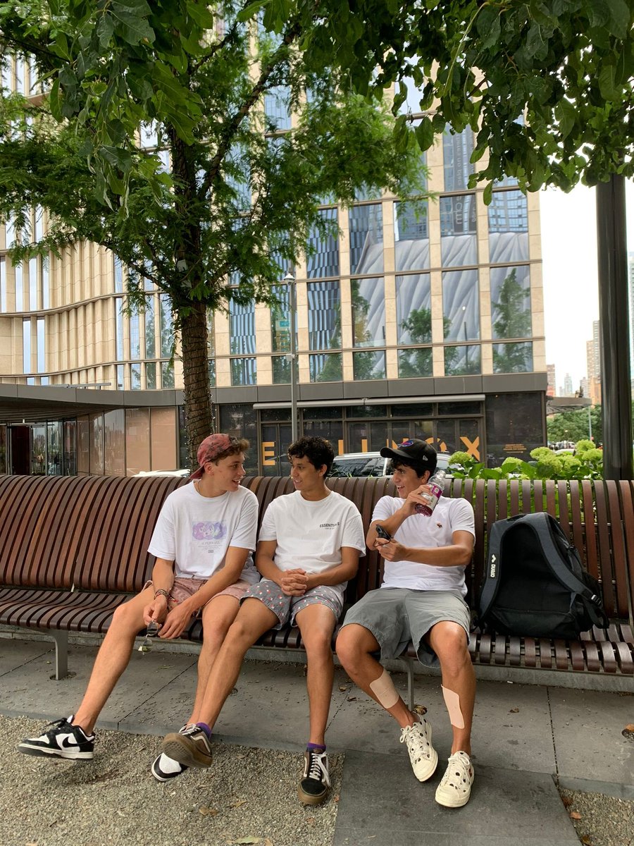 theride_cali's tweet photo. Who are we ? 

We are 2 brothers and their friend who share the same ideals and want to generate a positive impact this summer. Bernardo is our main rider, he will be riding for the whole trajectory. Elliot and Sebastian are the event organizers and mechanical assistants. https://t.co/VK2wRclOLi