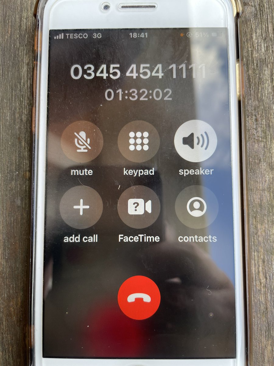 pizzapaulo's tweet photo. @virginmedia Being on hold for this long only to be hung up on is pretty irritating! This is impressively bad, congratulations🎉 https://t.co/8hYCbz0pZr
