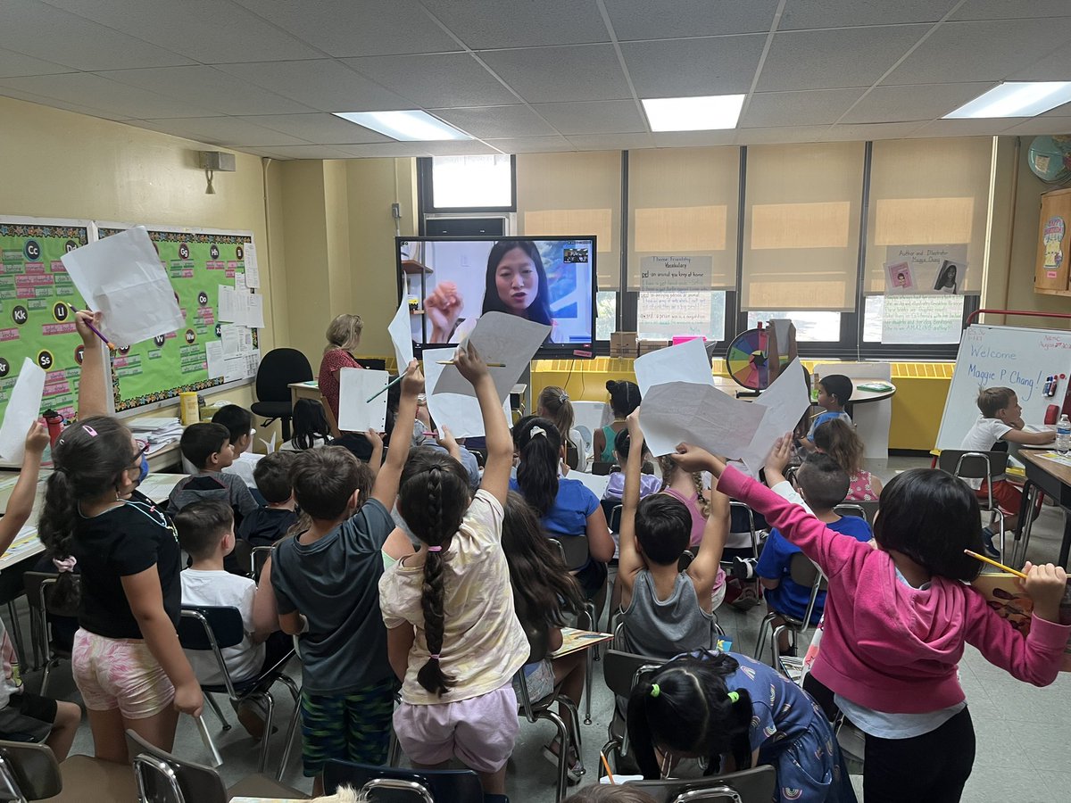 Do you have days that you don’t want to end? I didn’t want my visit <a href="/ps36dragons/">PS 36 J C Drumgoole</a> to end today. Thank you <a href="/ABialor/">Alisa Bialor</a> for inviting me to such a great event! What a great choice to have Maggie P.Chang, the author of “Geraldine” series. <a href="/DrMarionWilson/">Dr. Marion Wilson</a> <a href="/christineloug14/">Christine Loughlin</a> <a href="/CSD31SI/">CSD31StatenIsland</a>