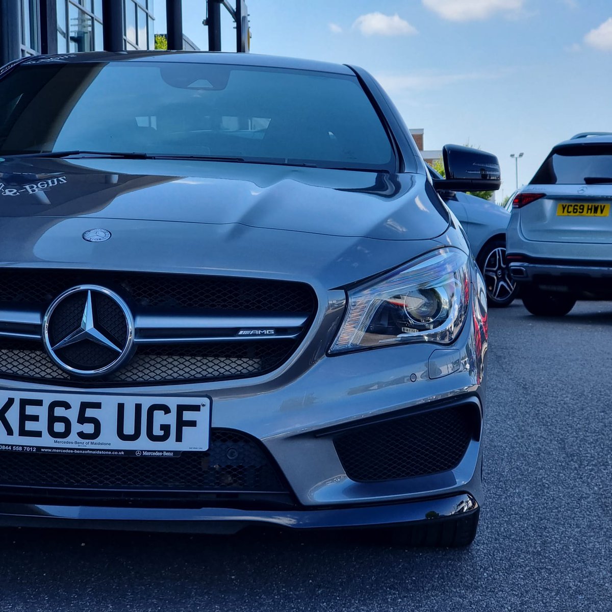 LookersMercedes's tweet photo. New stock has landed! This stunning AMG CLA45 is now available at Mercedes-Benz of Maidstone.
Find out more about this CLA here: https://t.co/H5I6m8zy4e
#CLA #CLA45 #AMG #AMGCLA45 #MercedesAMG #MercedesBenz #TeamAMG #MBUK #TeamAMGUK #MercedesFans #InstaCars https://t.co/4BOjKj6r5H