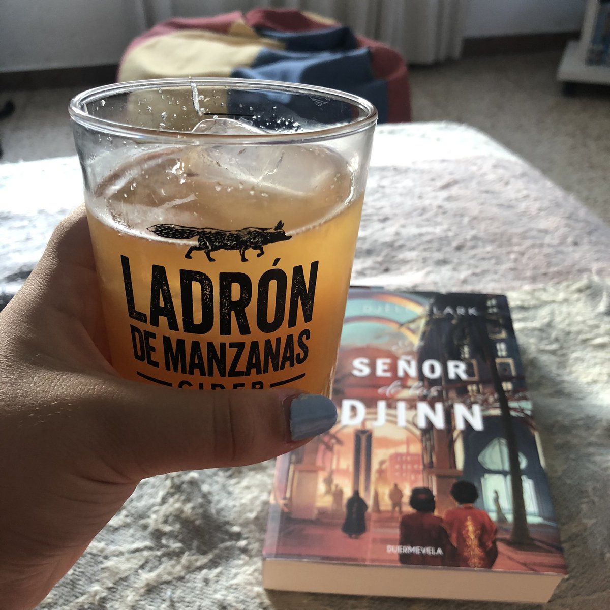 Laia is tweeting tweet media