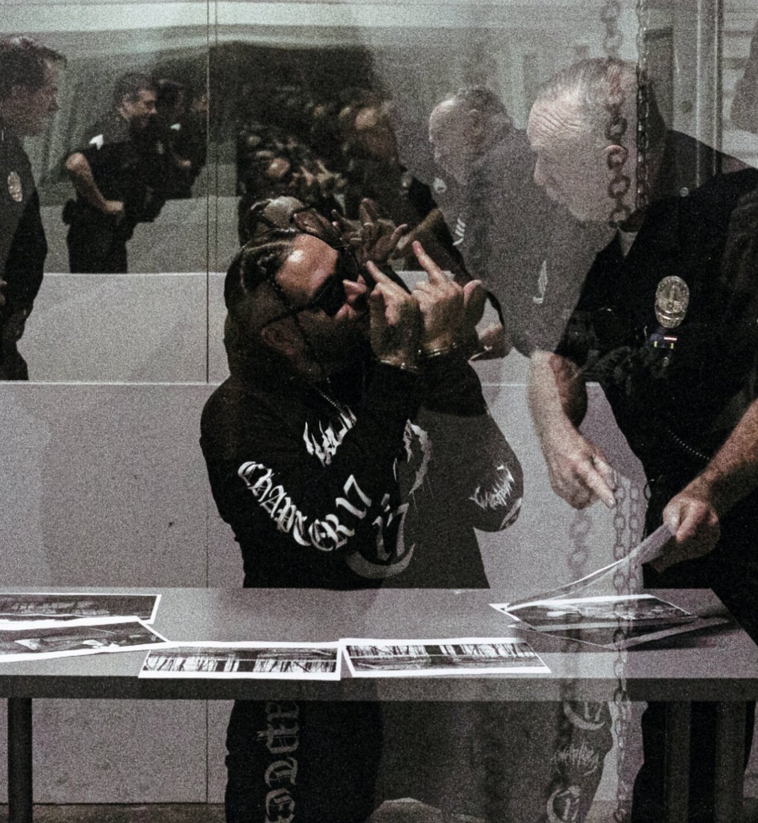 westcoastwicked's tweet photo. My First 48 shot
◇
BTS footage from @Ouijv &amp; Violent J's new visual. Youtube search: Ouija Macc
◇
#OuijaMacc #ViolentJ #HEXXX #DJchunk #StaleWind #DemonSeason #GOTJ #GOTJ22 #InsaneClownPosse https://t.co/s6yQJzNCar