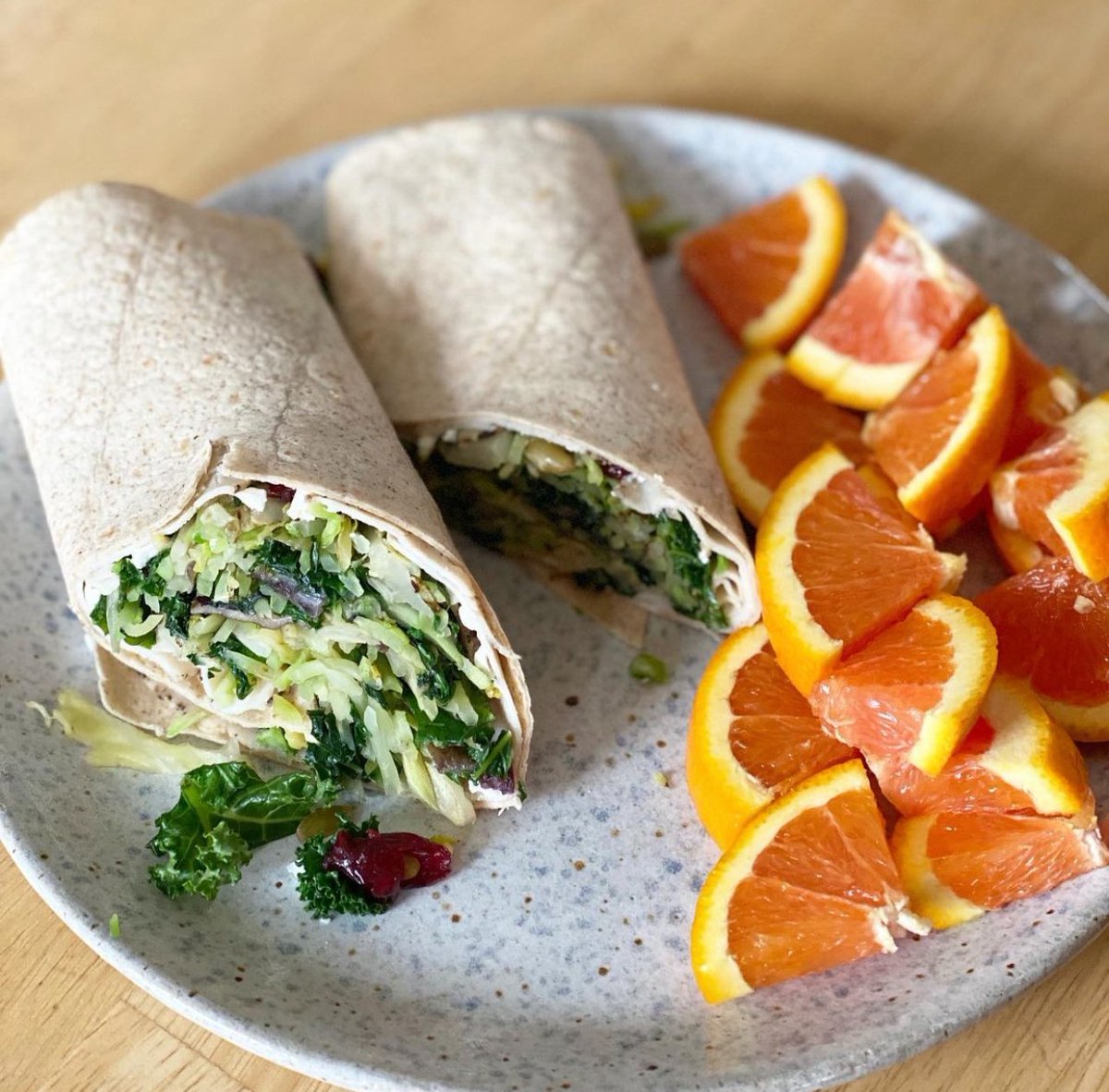 eatsmart's tweet image. Salad kits are versatile for your lifestyle. What's your favorite way to take your favorite Eat Smart mix to the next level?

Thanks for the shot with a Sweet Kale Salad wrap, @shawna_losing_for_life!

Browse our kits here: eatsmart.net/products/