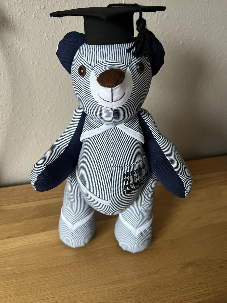 Absolutely love the keepsake graduation bear! Even stands up 🥹 getting so real that I actually graduate next month! #PUNC19