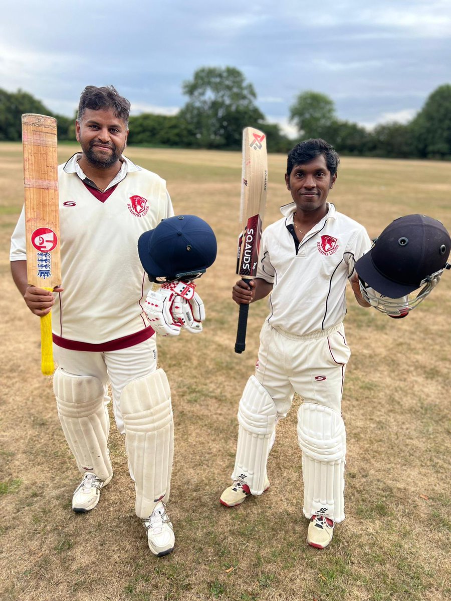 ReadingLionsCC's tweet photo. Saturday Performance of the week against Berkshire Royals CC
1. Anand - 5 Catches behind the wickets 
2. Karthi - 3/31 
3. @ParamPalanisamy- 3/10 
4. Shiva - 54*
5. Vinoth - 50* https://t.co/tQ9w5tyA4r