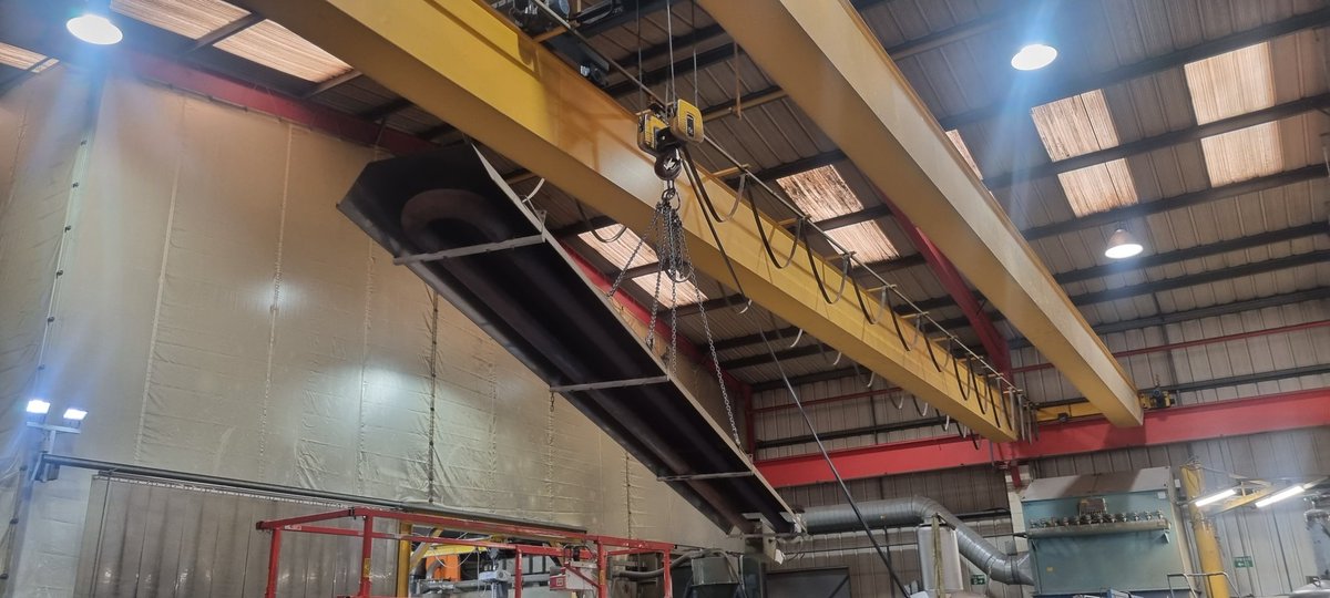 McrPandH's tweet photo. Recently installed some more Space-ray radiant tube heaters at a factory ready for the winter https://t.co/PNi6PUYj1m