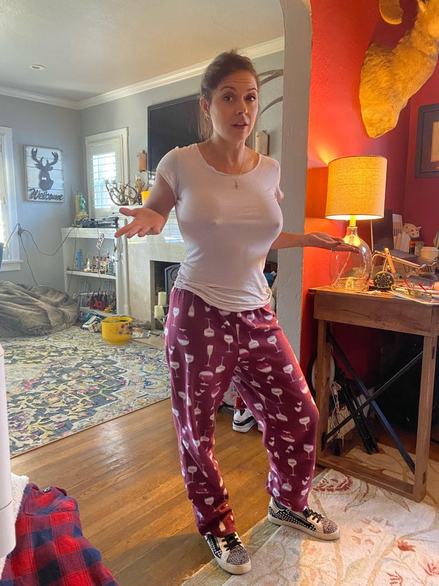 LetsGoBraless's tweet photo. Hot mommy @mrspoindexter 😍
#pokies https://t.co/AjjKDKuI55