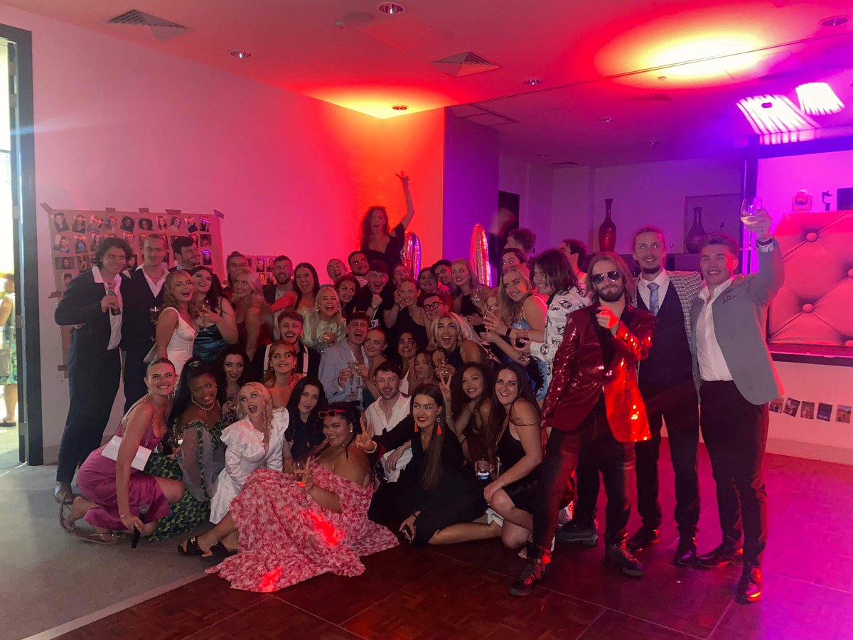 Class of 2022 we did it!❤️ all graduated and out in the world! Thank you <a href="/PPAcademyUK/">P P A</a> ✨ 

Stay tuned for what we all get up to in our graduate lives🫶🏼