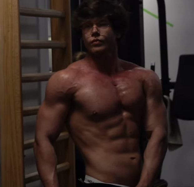 hypemenik's tweet photo. Witam z tej strony Natan Pedał Marcoń.
Dzisiejsza porada na dziś: najlepsza przedtreningówka to sperma ojca zawsze przed treningiem pije ponad 1 litr spermy przez to zawsze na treningu mam duzo sily pozdrawiam 😃#silownia #bogestetyki #natanmarcon #steryd #sterydy https://t.co/ty3urgRxAu