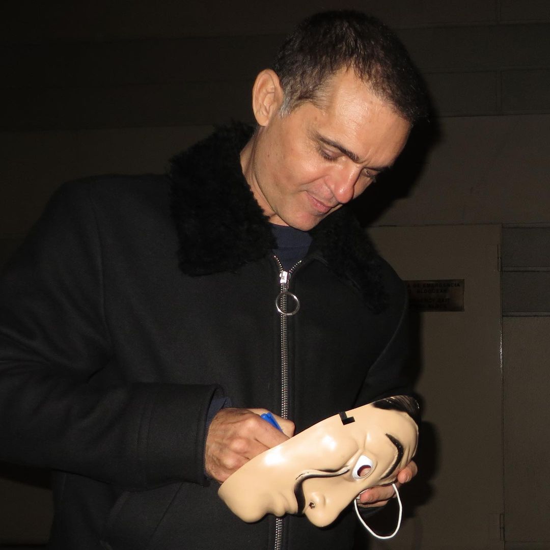 🇮🇹 - Pedro si trova attualmente in Chile per la promozione de El Libro de Filipo!
🇪🇸 - Pedro se encuentra ahora en Chile para la promoción de El Libro de Filipo!
🇬🇧 - Pedro is currently in Chile for El Libro de Filipo's promo!