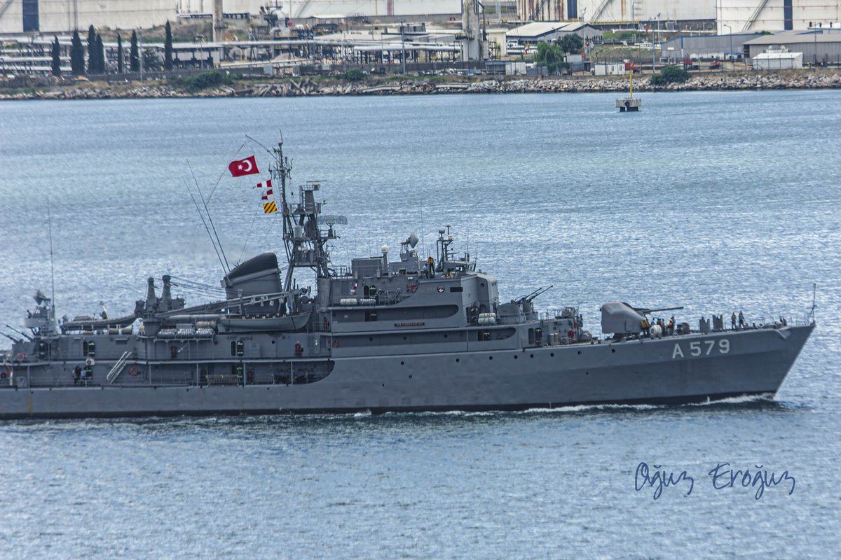 OguzEroguz1's tweet photo. #TurkishNavy training ship #TCGCezayirliGaziHasanpaşa #A579 #BaşEğitmen (ex. #GermanNavy's #RheinClass A61 Elbe) https://t.co/mufuAF6Wk0