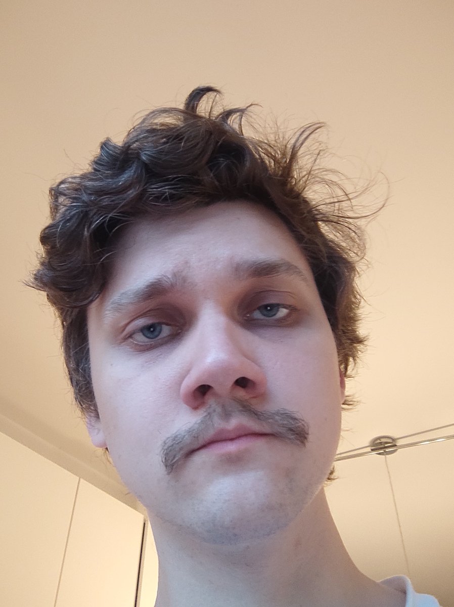 BartoSitek's tweet photo. synku wiem że od kilku lat ciężko nam złapać wspólny język ale chciałem tylko powiedzieć że widzę jak się starasz i bardzo to z mamą doceniamy https://t.co/w1d5fqn8da
