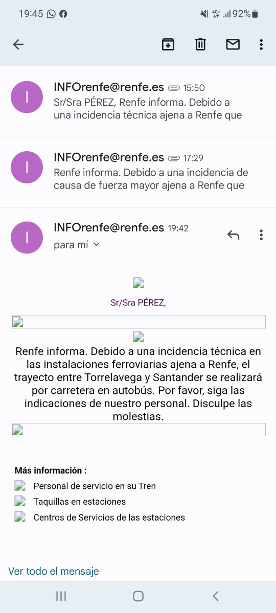 cperezrioja's tweet photo. @renfe
 vergüenza. 2 horas de retraso y ni una explicación. 10 vagones llenos de gente mayor. Sin nadie ayudando ni organizando.Sin un poco de agua, con cambio adicional a un autobús sin explicación. 30 minutos esperando al sol. Gracias, Renfe https://t.co/k8w4KE2G7M