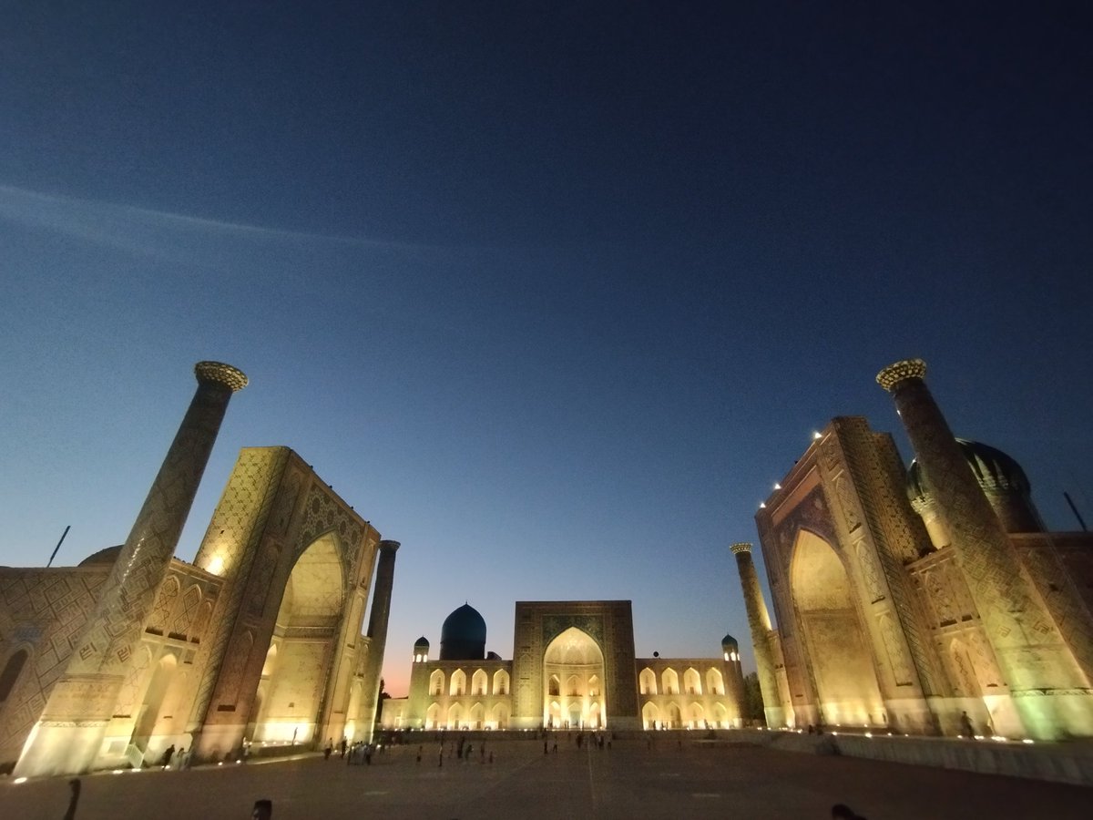 mansur_baz's tweet photo. Samarcanda, la Piazza di Reghistan.
Se siete interessati per il viaggio in Uzbekistan. Grazie di scrivere in privato.
Buon viaggio a tutti.
#viaggi #viaggio #italian_trips #viaggiare #viaggiconmansur #viaggiatore #viaggiatori #nonsoloturisti #italiani https://t.co/jvISAe65Nh