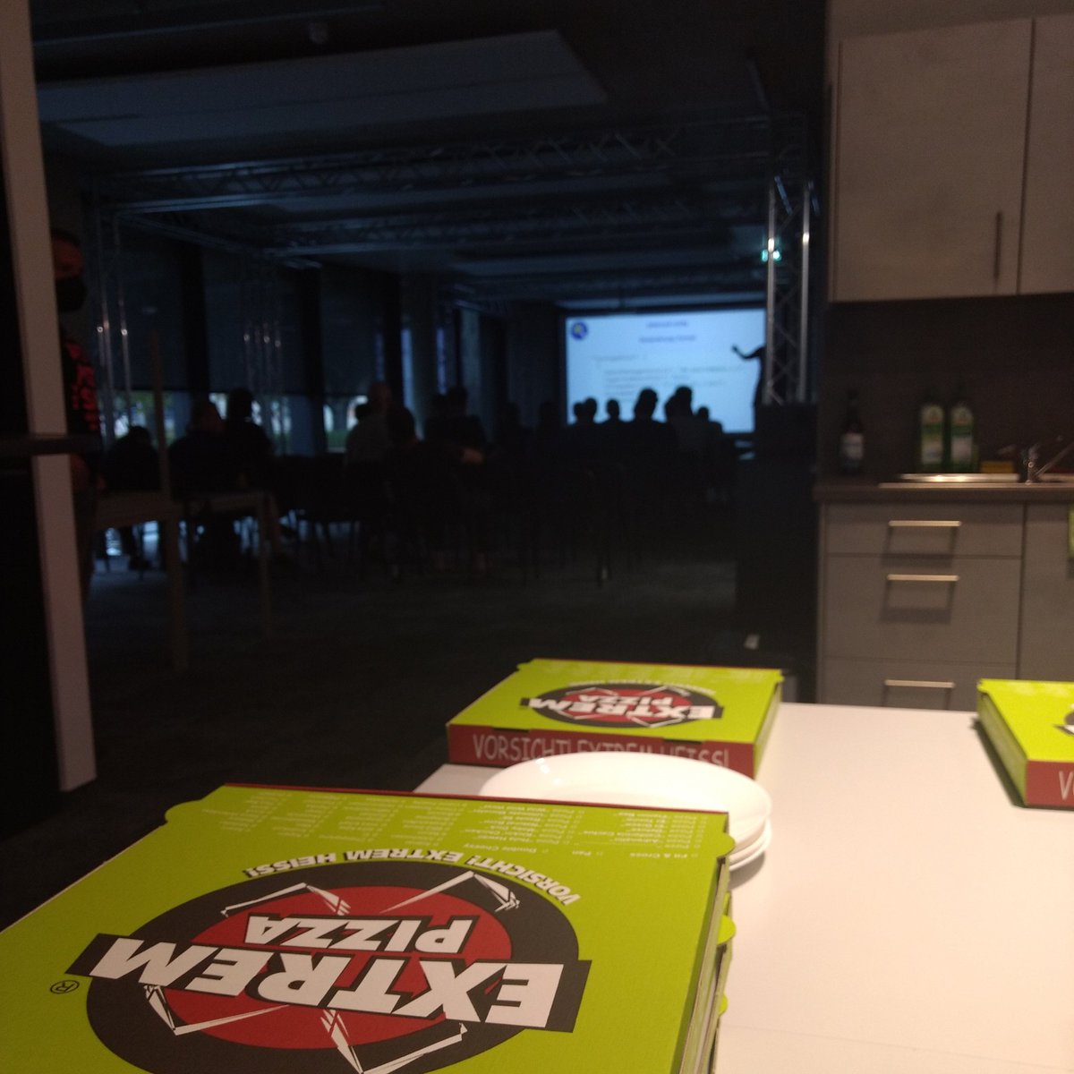 DevOps Karlsruhe tweet media