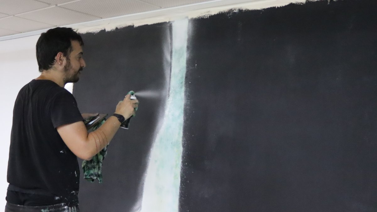 kaldarte's tweet photo. Quique Ortiz

@caldasdereis.vilatermal @visitcaldasdereis @caldas_de_reis @culturaquente 
#Galicia #kaldarte #culturaquente #arte #streetart #mural #performance #escultura https://t.co/RS33DGMQOv