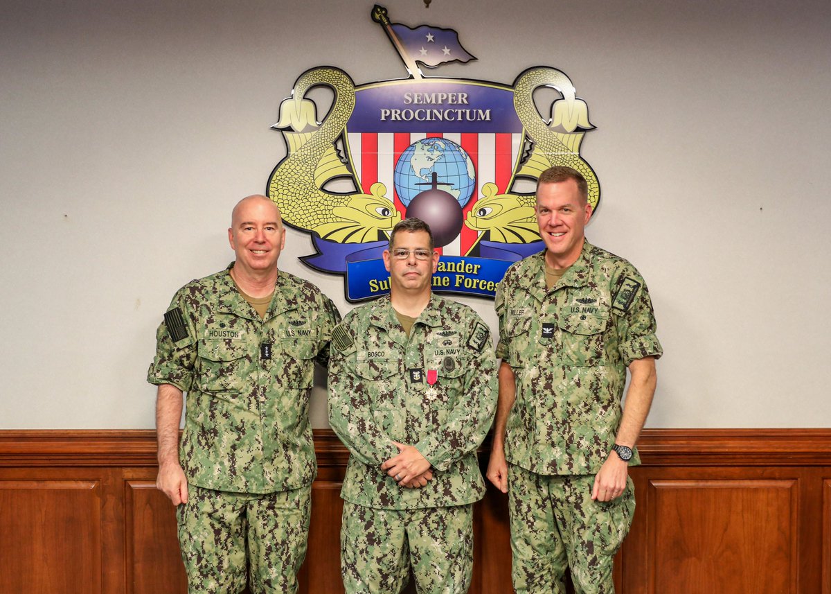 Fair winds and following seas Force Master Chief Steve Bosco! Master Chief Bosco's time as Submarine Force Atlantic's force master chief has come to an end, and we wish him and his family nothing but success as he continues his navy career at his next command. #USNavy