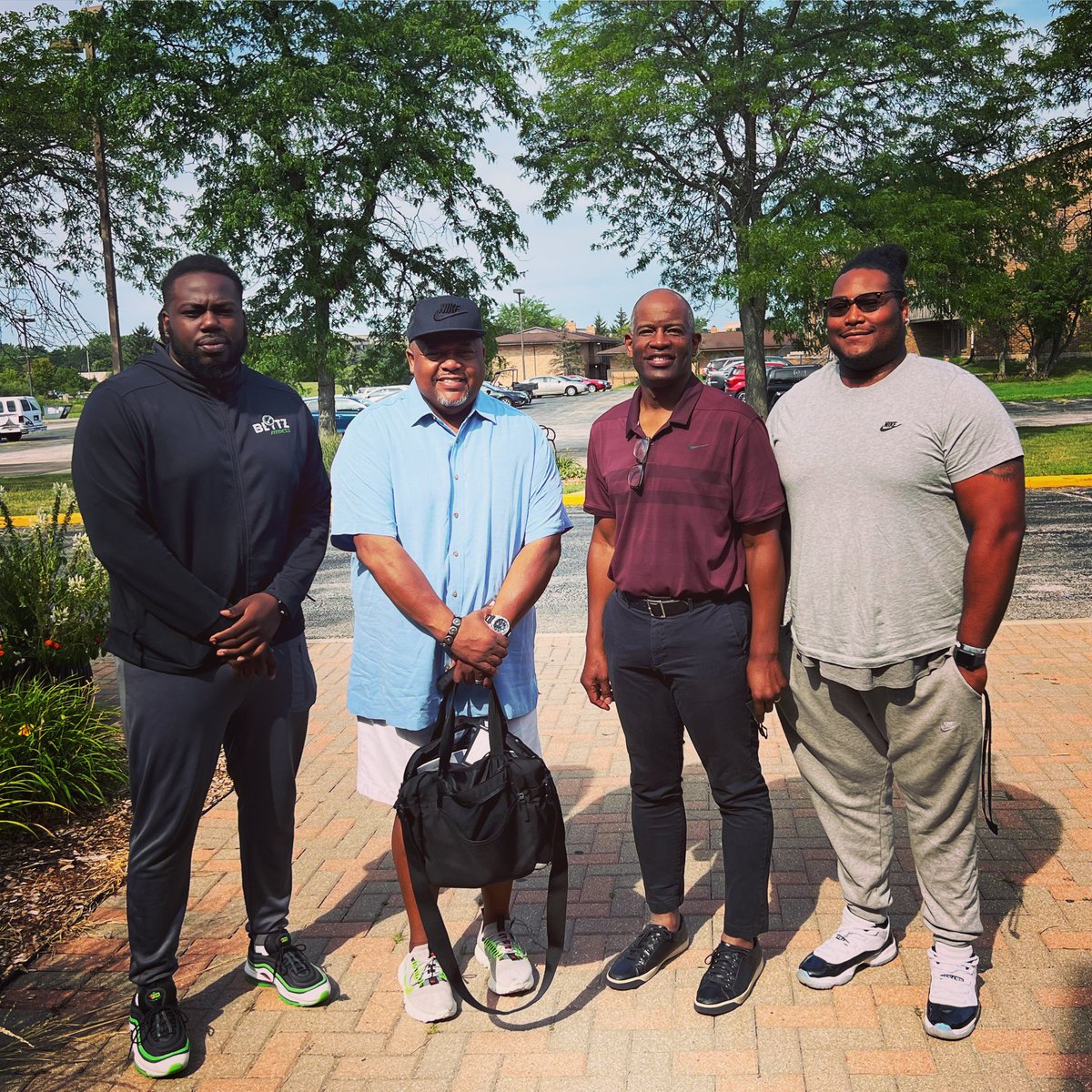 Vantz Singletary tweet media