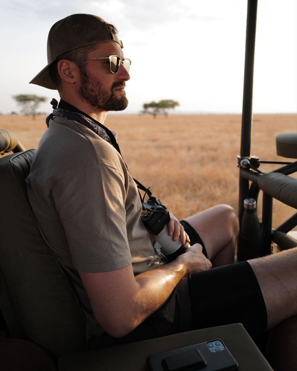 NBA Champion and Cleveland Caveliers foward Kevin Love and his wife Kate Bock, Visiting Serengeti National Park 🇹🇿 for honeymoon.
#2022VisitTanzania #VisitSerengeti