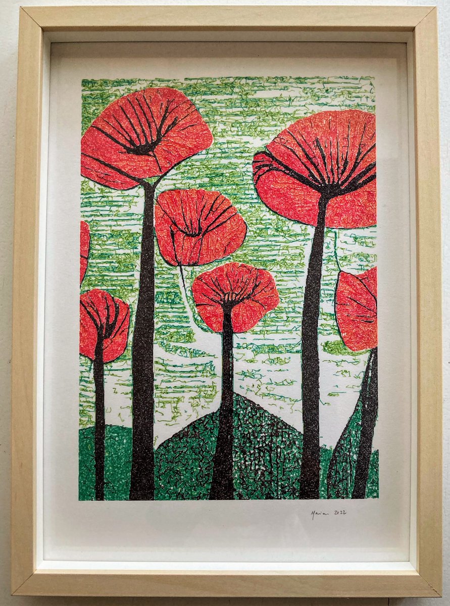 fernandes_s_m's tweet photo. Poppies generated with #midjourney, processed with #drawingbotv3 and plotted with BIC pens in A4 size.
#plottertwitter https://t.co/Jg8nhB0gFZ