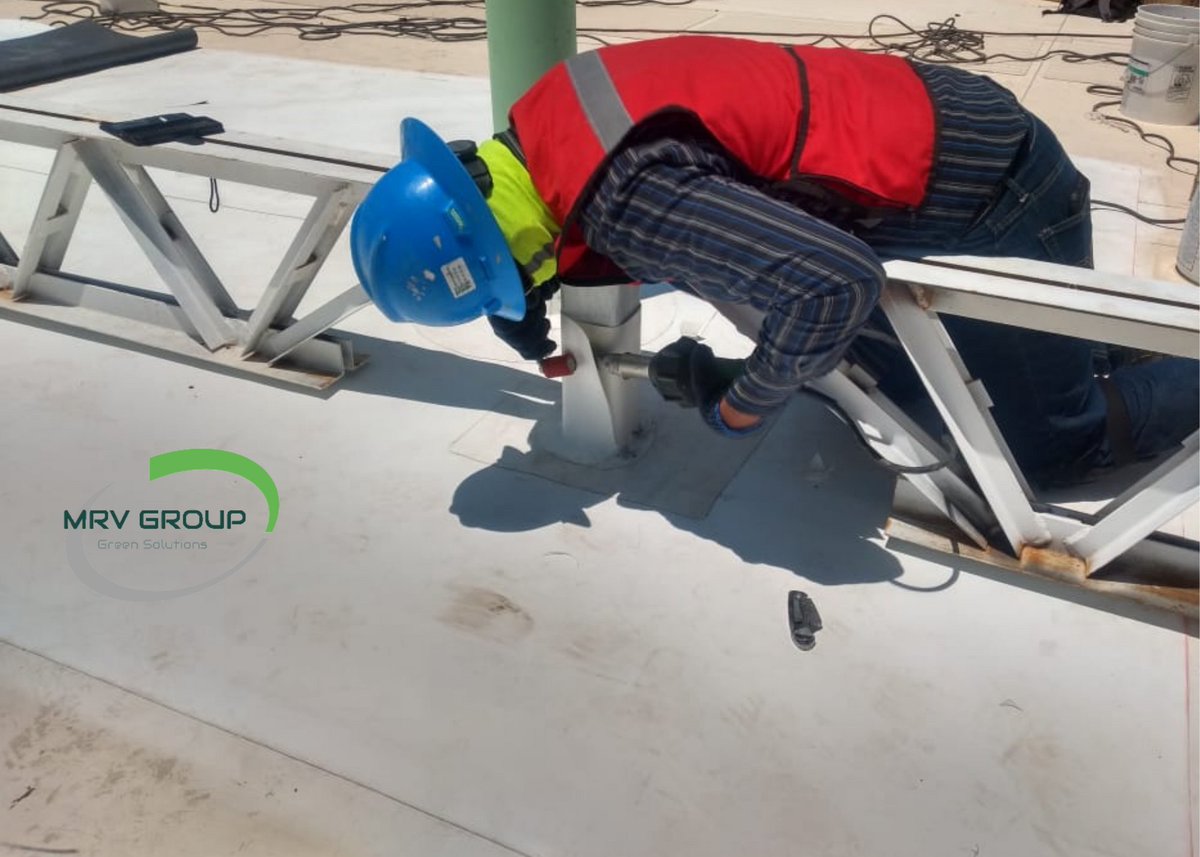 MRVGroupMX's tweet photo. "El exito es simplemente la aplicación diaria de la disciplina" - Jim Rohn #piensaverde #mrvgroup #roofingcontractor https://t.co/Lu7wDeTdUM https://t.co/LrwTvudMUu