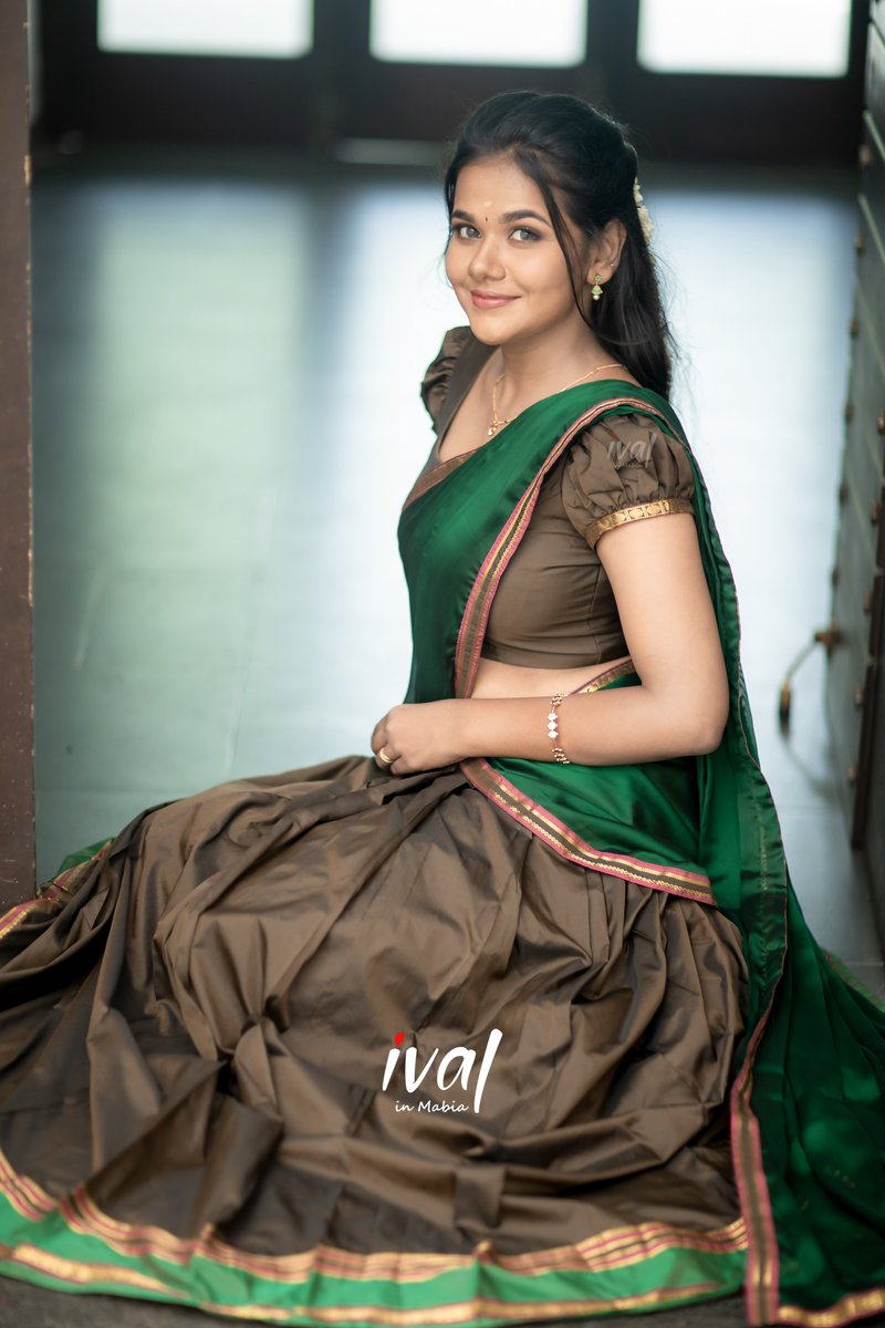 mabiaboutique's tweet photo. Traditional Half Saree designed by Ival in Mabia.
Whatsapp - +91 99526 79935

https://t.co/GOPO9ObFuS

https://t.co/dxZqwNrADm

#ivalinmabia, #halfsaree, #ival, #ivalhalfsaree, #traditional, #mabia, #boutique https://t.co/AkBSKbc6jN