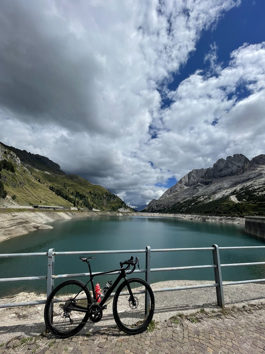 NotAdamski's tweet photo. @100Climbs Slogged up the marmalada today, for a really #shitview https://t.co/0ymHT7YFPO