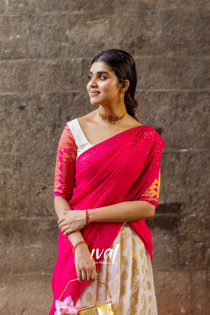 mabiaboutique's tweet photo. Traditional Half Saree designed by Ival in Mabia.
Whatsapp - +91 99526 79935

https://t.co/GOPO9ObFuS

https://t.co/dxZqwNrADm

#ivalinmabia, #halfsaree, #ival, #ivalhalfsaree, #traditional, #mabia, #boutique https://t.co/kHTOwCZY93