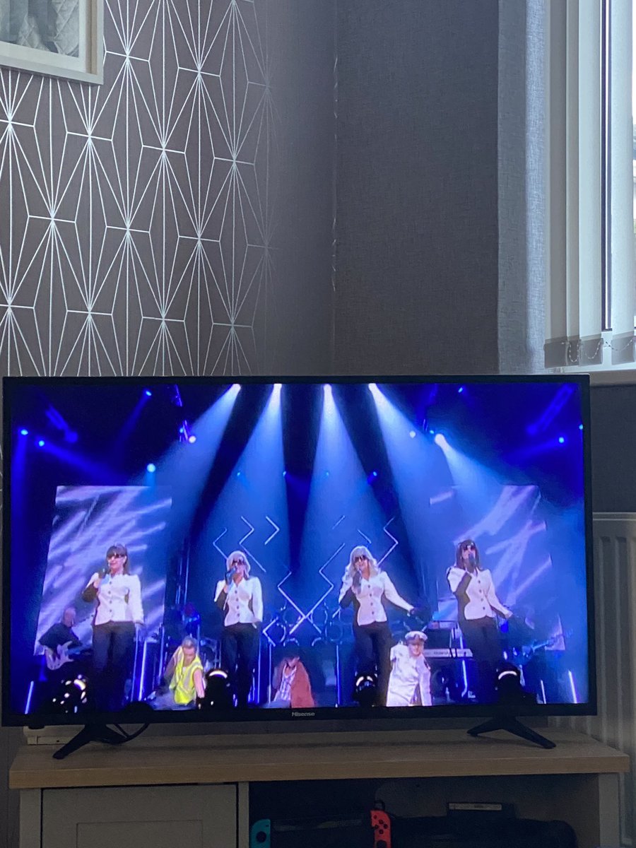 When there’s nothing on the tele <a href="/The_Nolans/">The Nolans</a> will keep me entertained.. #InTheMood <a href="/LindaNolan_/">Linda Nolan</a> <a href="/NolanColeen/">Coleen Nolan</a> <a href="/MaureenNolan_/">Maureen Nolan</a>