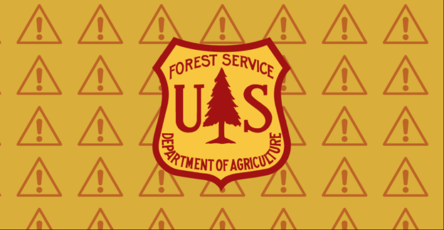 CRGNSA's tweet photo. 🔥@Corbett_Fire and @CRGNSA have responded to and knocked down a small grass fire just west of Mult Falls near Benson Lake. I-84 remains open but traffic has slowed down in the area.  @MultnomahFalls Historic Lodge is currently w/out electricity. 🔥
#initialattack https://t.co/YOJnOUTrSF