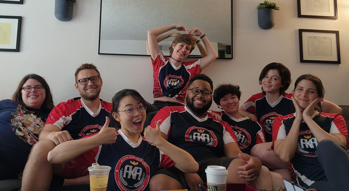 sktchmstrskllz's tweet photo. I cannot over express how much I love @frudoodles @kouject @banannerbread @sofiaealexander @Kevin_Deal @jinanoh &amp; @thebiggestnerd0 they have given me so much &amp; I don't know how I would've gotten through the last few years without them. Thanks for everything, guys. https://t.co/4BRR2Z7jok