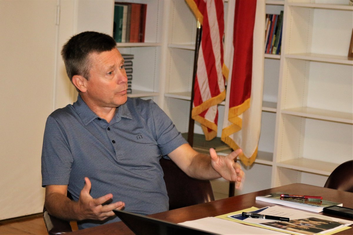 hickoryschools's tweet photo. Busy--Busy--Busy! HPS Principals join Superintendent, Dr. Taylor, for updates and a focus discussion on objectives for the new school year! We are excited to see our school administrators and even more excited to greet our students--on Aug. 29!🚍 https://t.co/UNh8IhIPbJ
