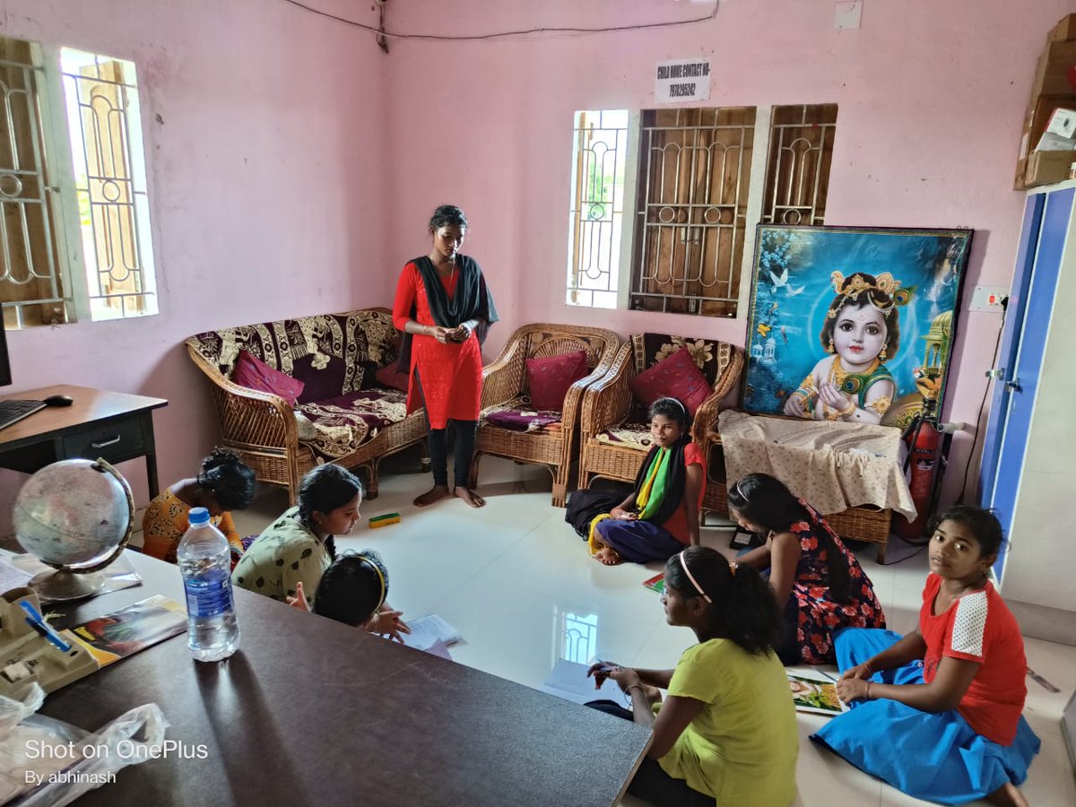 Rotaract_3262's tweet photo. Rotaract Club of Byasabhoomi Jajpur Road

Rotaractors of Rotaract Club of Byasabhoomi Jajpur Road spent some precious time with the children of Annapurna Child care during their ongoing pathshala project.

#rotaract
#rotary
#rotaryinternational 
#rotaractpower 
#Jajpur https://t.co/fJVICpFwhg