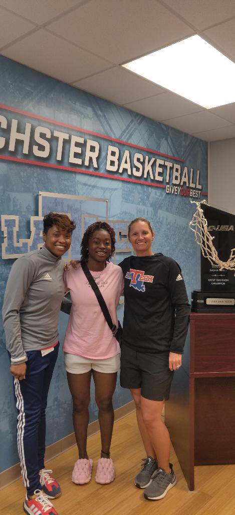 ch20x_'s tweet image. Blessed to visit @LATechWBB today, and after a great conversation i am humbled, and honored to receive an offer from @BrookeStoehr . Thanks to @ScottStoehr, and @CoachLPerry for believing in me as well. TGBTG ❤️💙