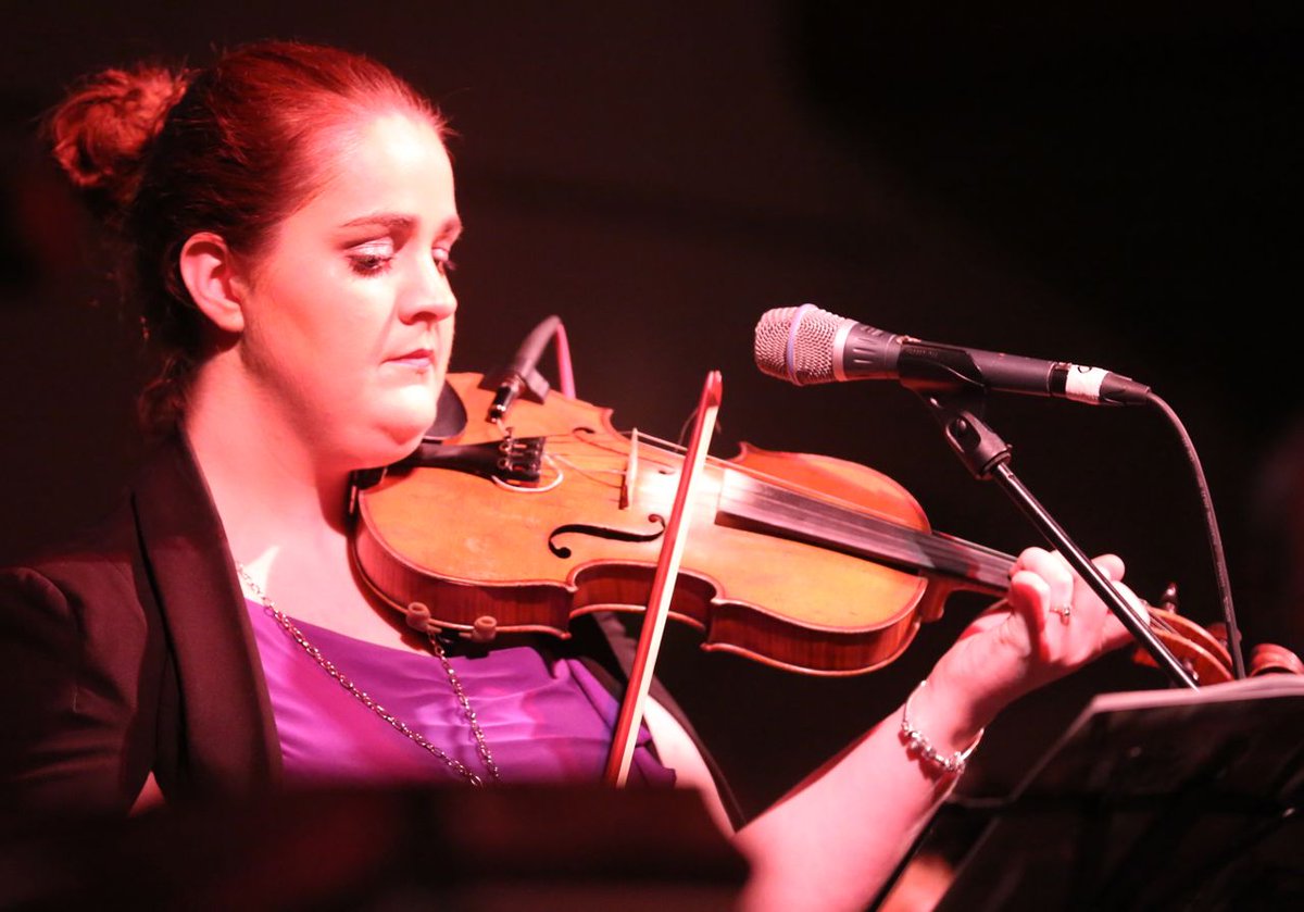 isaireland's tweet photo. THE CALLING is a 10-day trip to Ireland - 5 days in Donegal with travel, cultural classes and music, and 5 days in Dublin at the @TempleBarTrad TRADFEST. Your dates are January 19-29 2023 and we are booking now. More info https://t.co/y8aoY4LVRK @CelticMKE @IrishCentral https://t.co/yu5qqusGx5