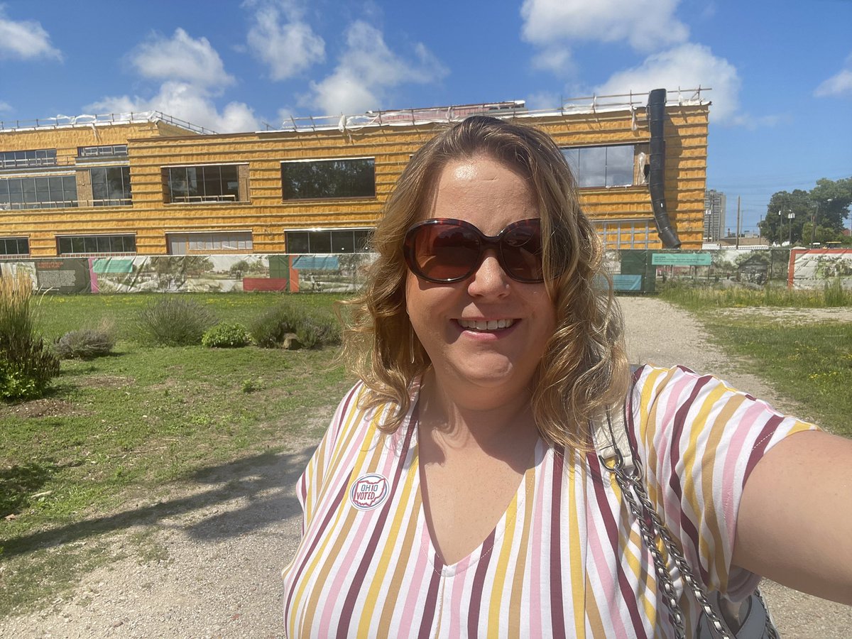 trivellij's tweet photo. Just checking on things @CleveFoundation #CLEHome. https://t.co/zRYTb9UNsC