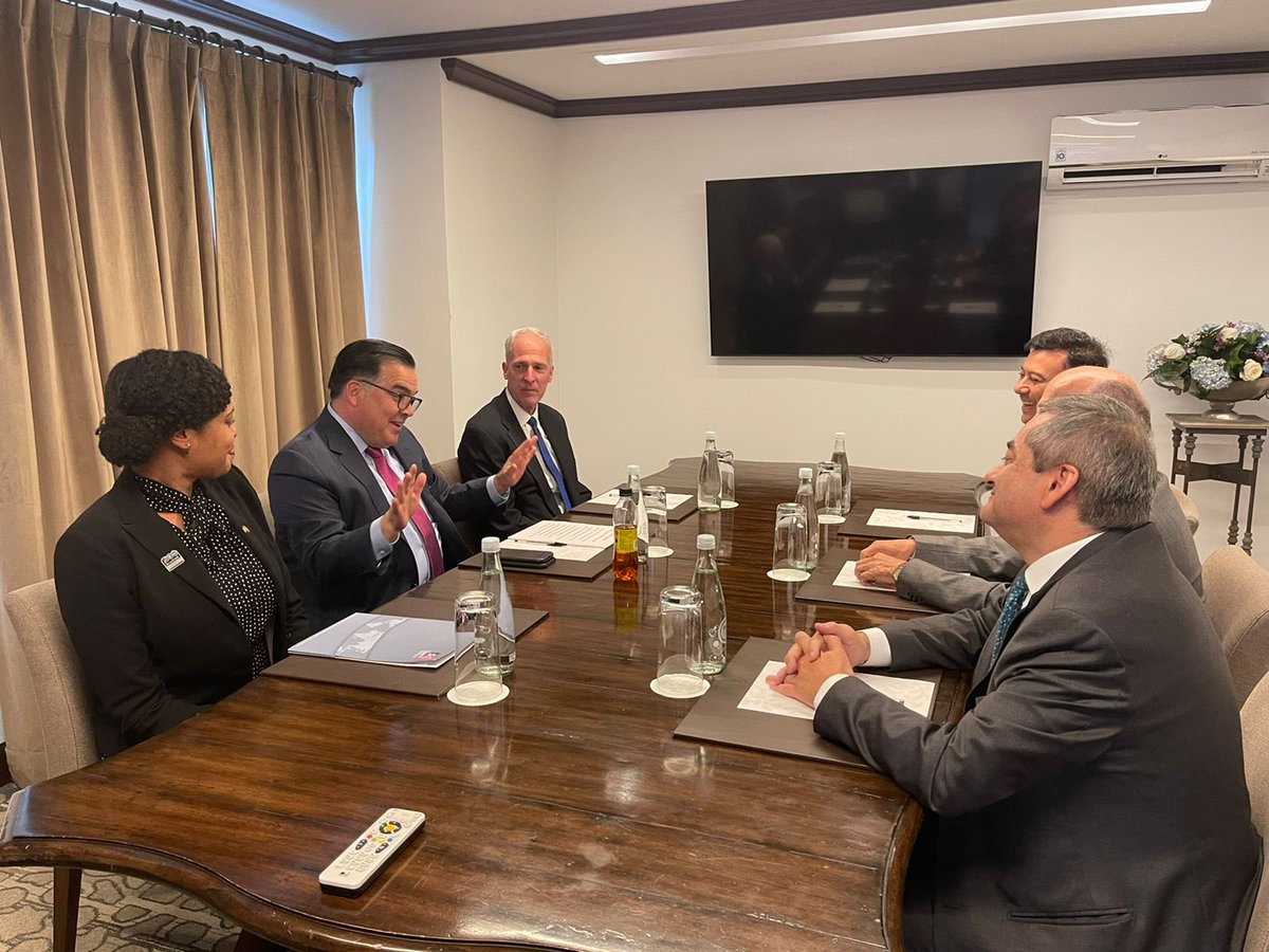 ANDICOM's tweet image. Nos complace hacer nuestro lanzamiento oficial de la agenda académica #ANDICOM2022 a prensa con la representación del país invitado, en cabeza de Francisco Palmieri, Embajador ( E) de Estados Unidos en Colombia. Conoce más en Andicom.co