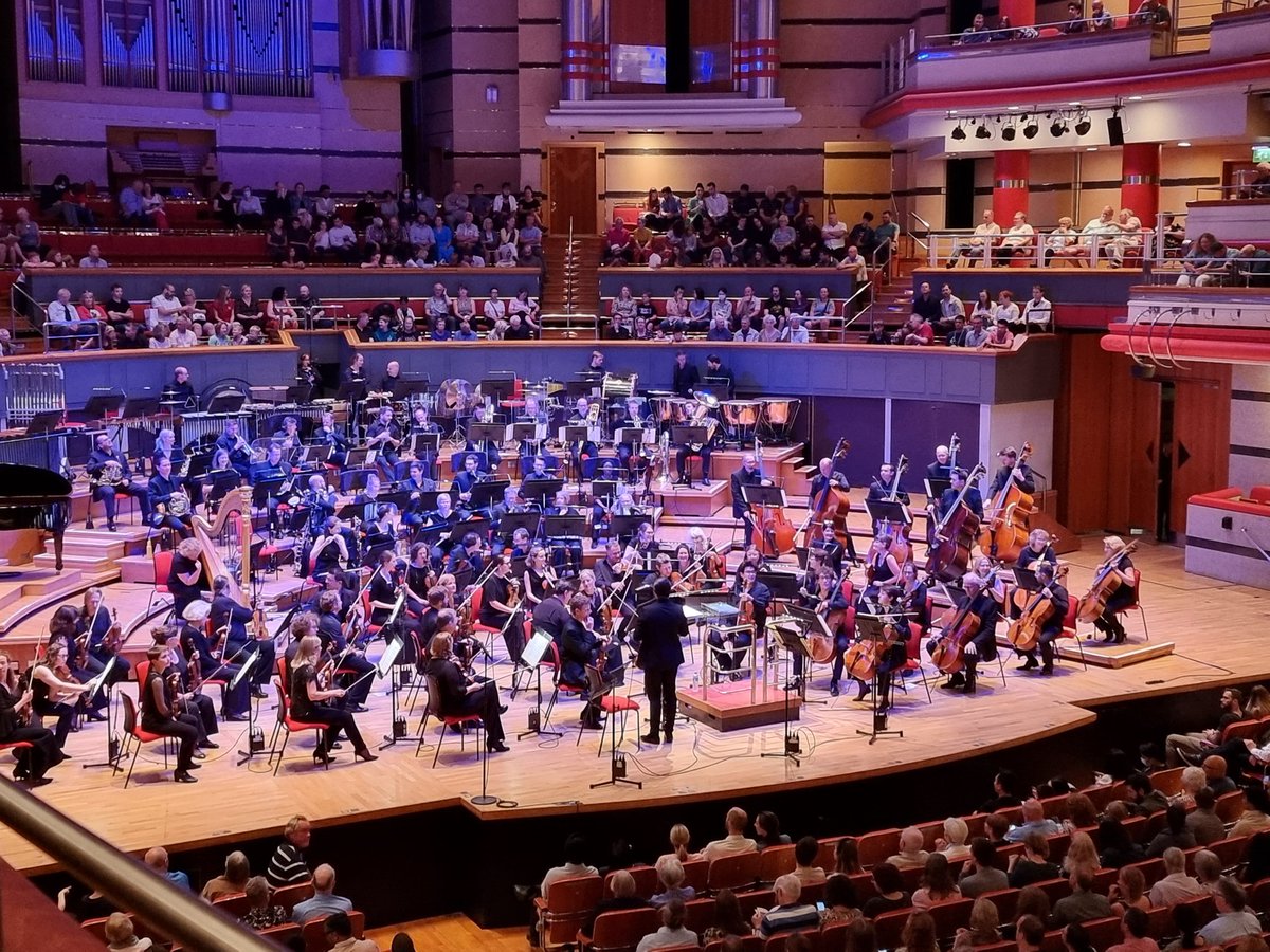 joancarlini's tweet photo. Listening to the mesmerising music of John Williams at the City of Birmingham Symphony Orchestra. Can't pick a favourite. #B2022 #sport&music #cbsofilm https://t.co/DUee6wKBg3