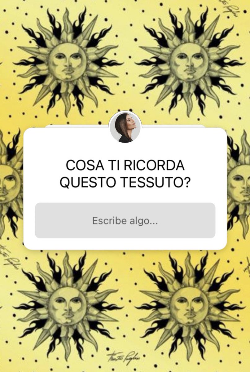 EjercitoPausini's tweet photo. “Cosa ti ricorda questo tessuto?”
Mi respuesta: Al vestido que llevaste en la gira de #LB2019 cuando cantaste PAZZO DI LEI de Biagio Antonacci
(En realidad lo bailaste mientras Biagio lo cantaba)❤️❤️
@LauraPausini https://t.co/V2HDn5xxAp
