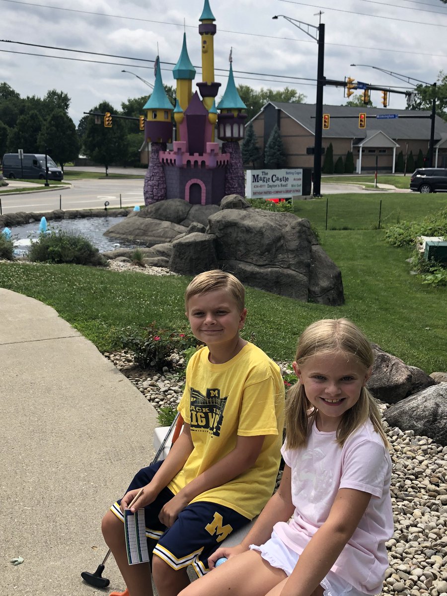 Coach_Finn's tweet photo. Kids picked Magic Castle today. Have to keep moving! π β³οΈ
#Lefties
#DadWon https://t.co/daB1TSdbIL